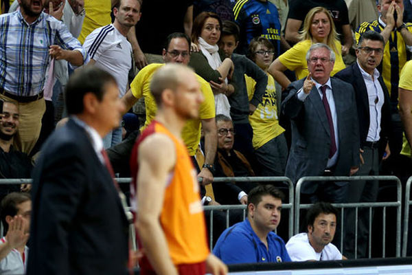 Aziz Yıldırım'dan Ergin Ataman'a tepki