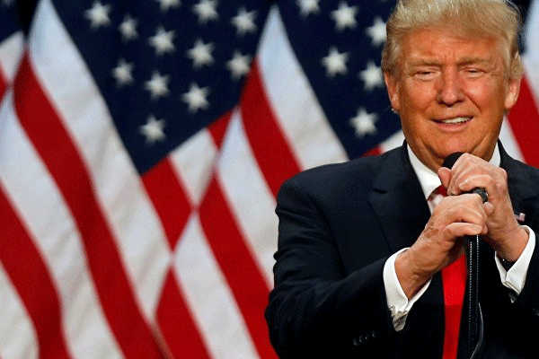 ABD’li yazarlardan Trump'a karşı