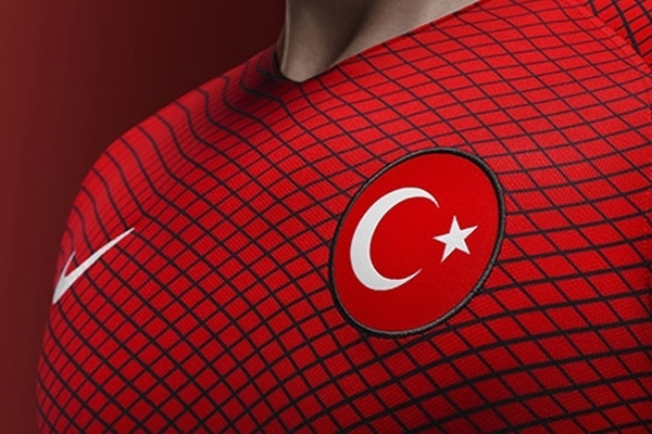 'Fransa yolcuları dikkat: Formanız orijinal olsun'