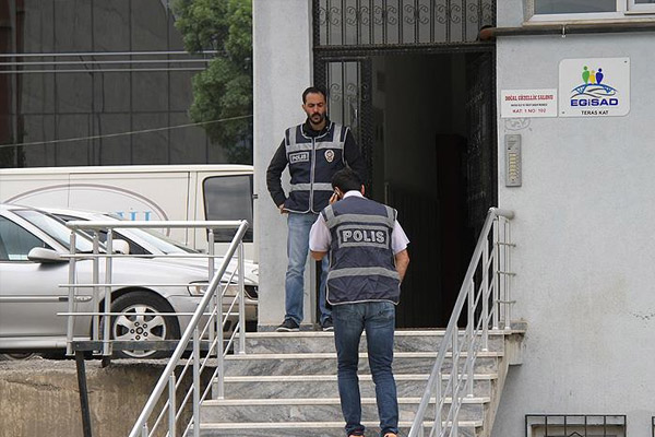 'FETÖ' kapsamında EGİSAD'da arama