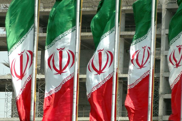 İran'da 35 kişiye kırbaç cezası