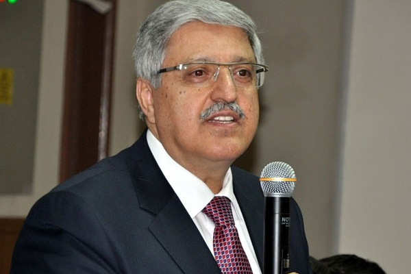 'Başkanlık sistemi fiilen başladı'