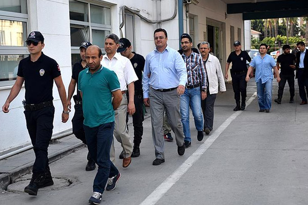 15 ilde 'paralel yapı' operasyonu