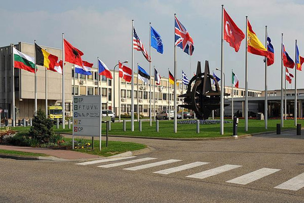 NATO Zirvesi stadyumda yapılacak