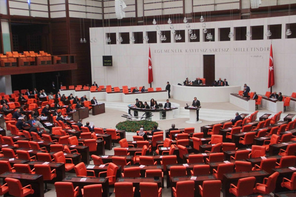 Hükümet programı görüşmeleri başladı