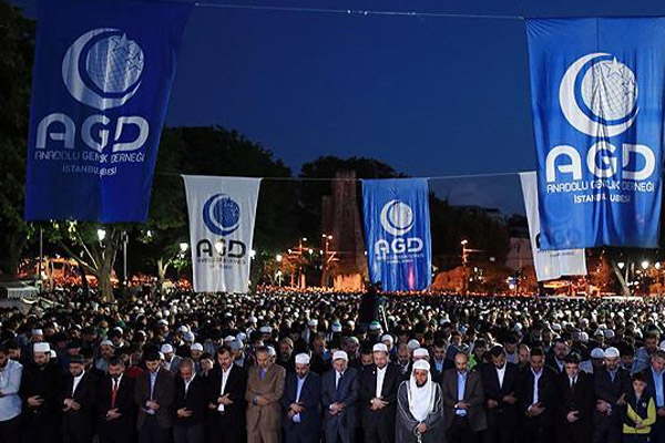 Ayasofya'da sabah namazı kıldılar