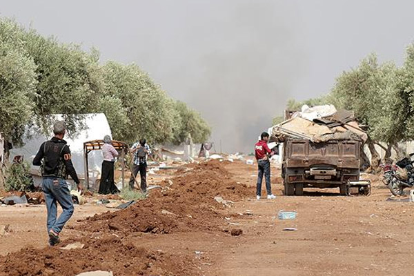 IŞİD'ten kaçan aileler sıkıştı