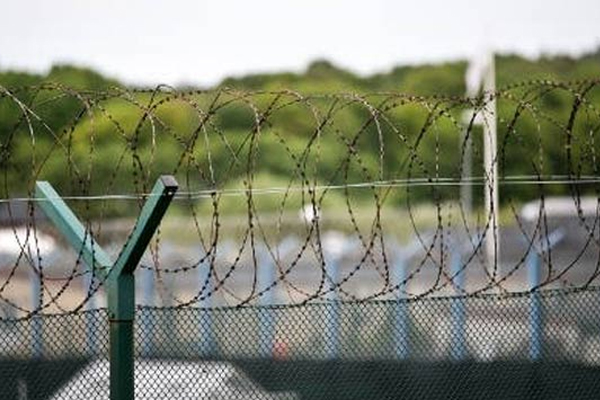 Mısır'da Mübarek dönemi yolsuzluklarına hapis cezası