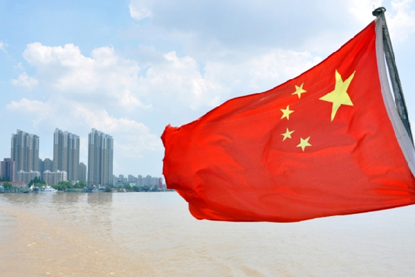 Irkçı reklam yayınlayan firmadan özür