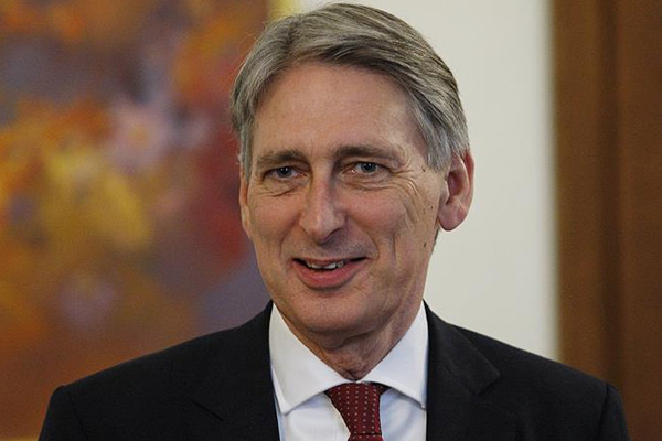 İngiltere Dışişleri Bakanı Körfez turuna Suudi Arabistan'dan başladı