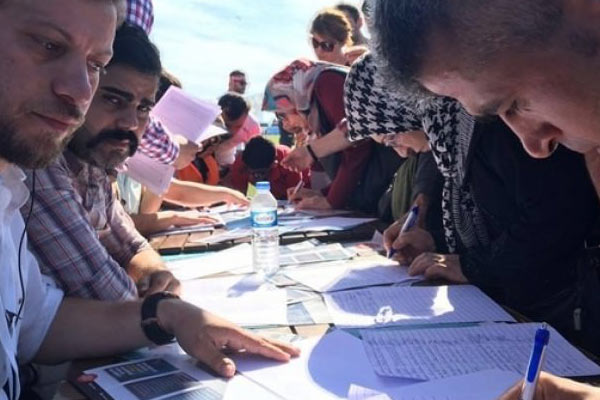 Yeni Anayasa'ya büyük imza kampanyası