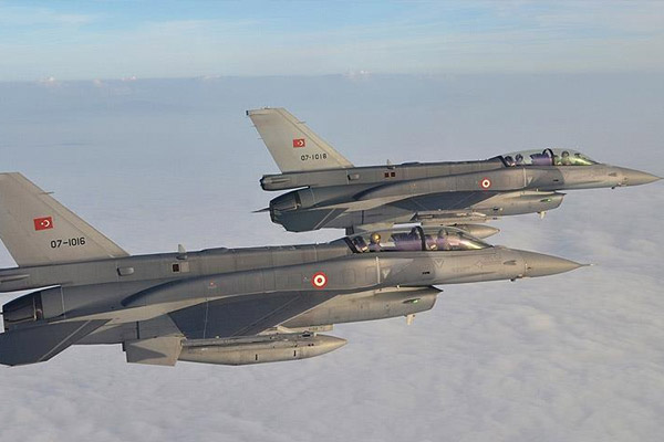 Irak'ın kuzeyine hava harekatı