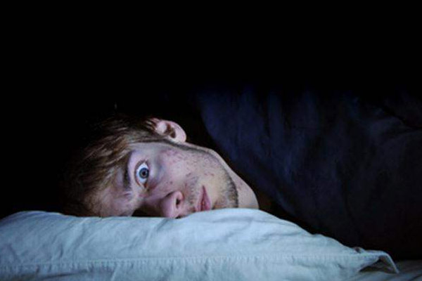 Gece sık uyanıyorsanız bu habere dikkat!
