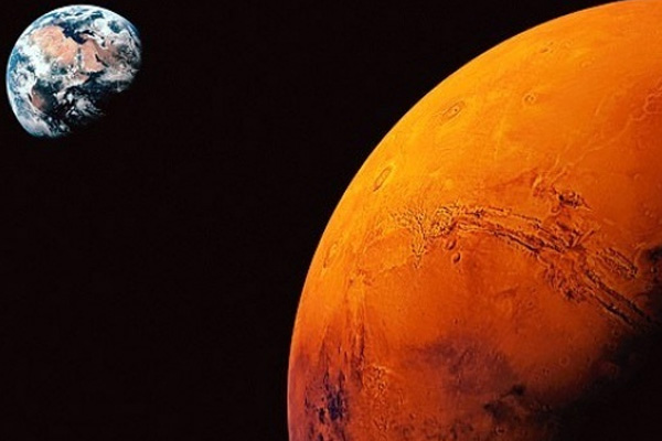 Mars bu gece Dünya'ya yaklaşıyor