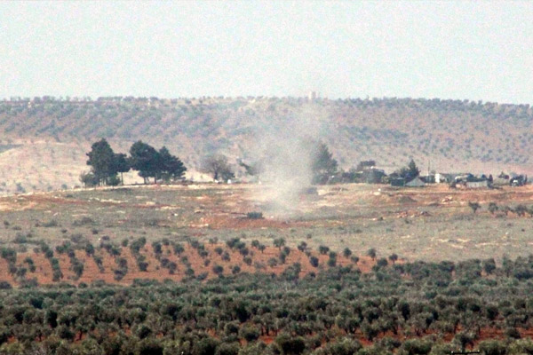 IŞİD mevzileri obüslerle vuruldu