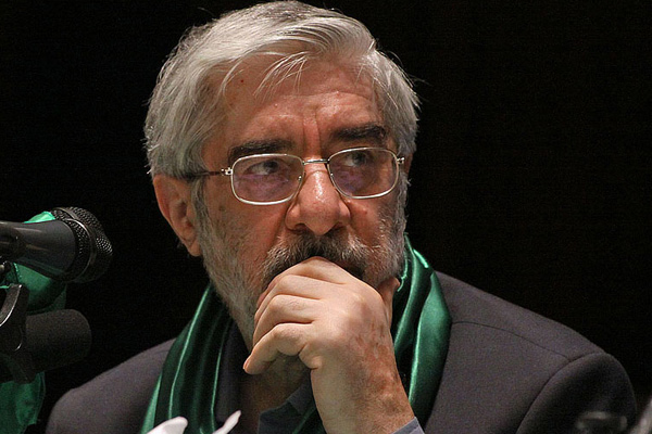 Kanla bastırılan İran baharının baş aktörü: Musavi