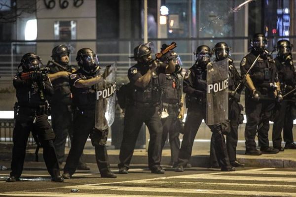 ABD Ulusal Muhafızları Beyaz Saray çevresinde güvenlik önlemi aldı