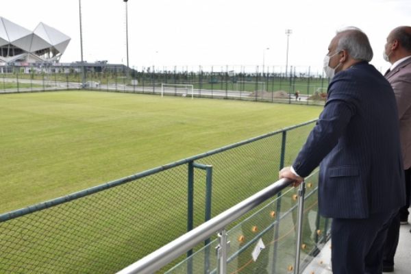 Trabzon'da 4 bin kişi kapasiteli iki tribün inşa ediliyor