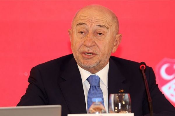 TFF başkanı Nihat Özdemir'den açıklama, Süper Lig maçları seyircili mi oynanacak?