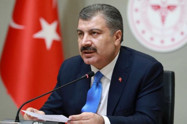 Bakan Koca: Türkiye'de hayatını kaybedenlerin yüzde 93'ü 65 yaş üstü