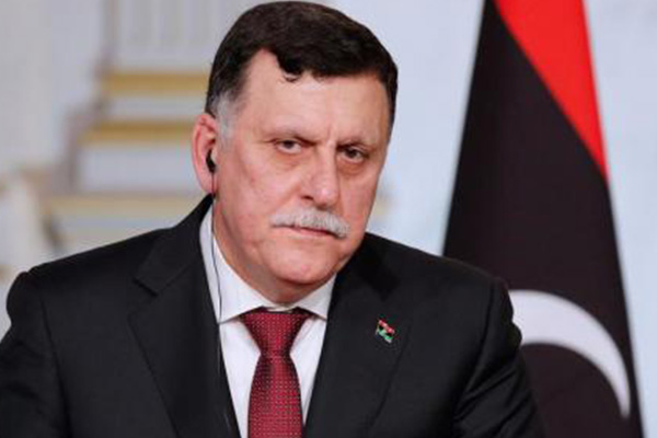 Libya Başbakanı, askeri komutanları topladı