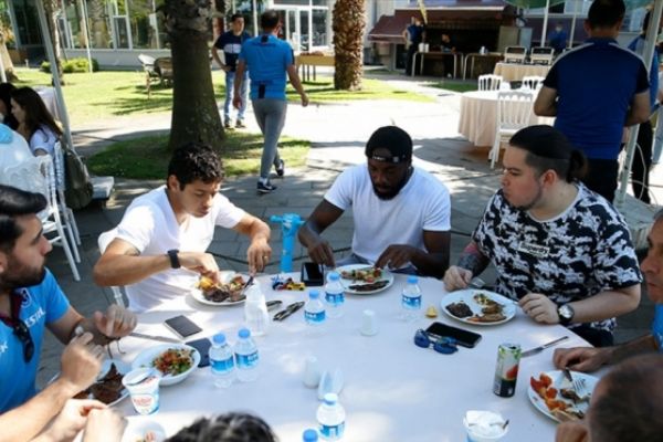 Trabzonspor'da yemekli buluşma