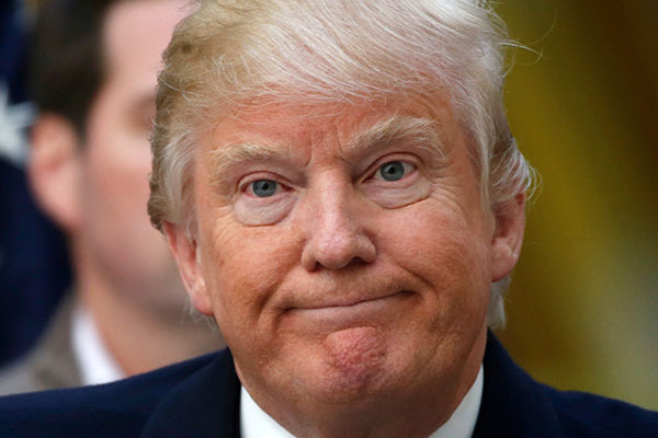 CNN'in anketine göre Trump'a destek düşüyor