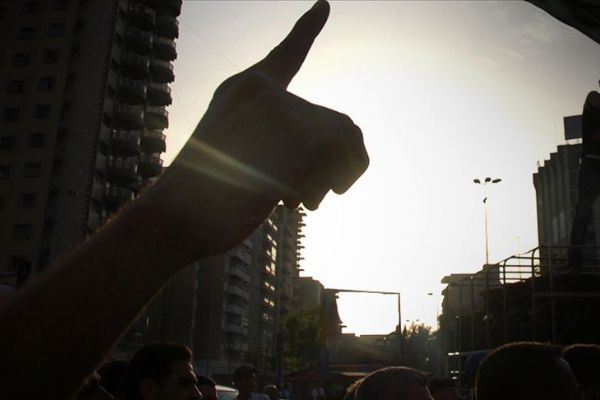 Suriye'de rejimin kontrolündeki Dürzi bölgesinde ekonomik kriz protesto ediliyor