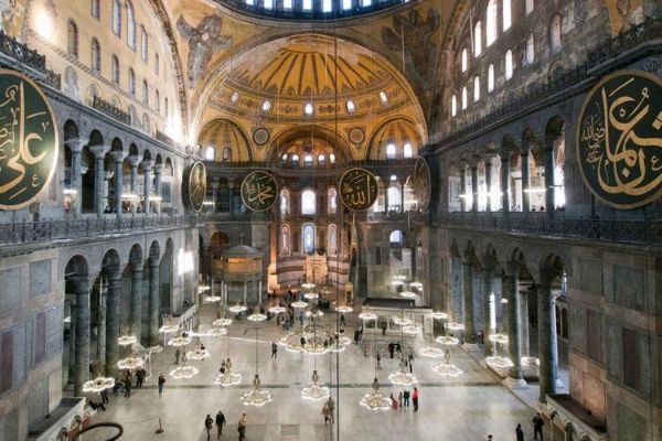 Ayasofya ne zaman müze oldu?