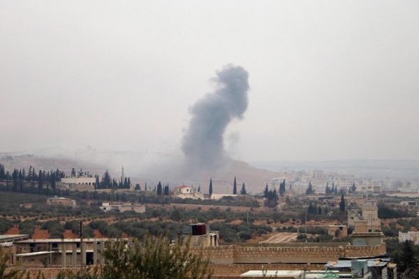 Bab’da pazar yerine bombalı saldırı