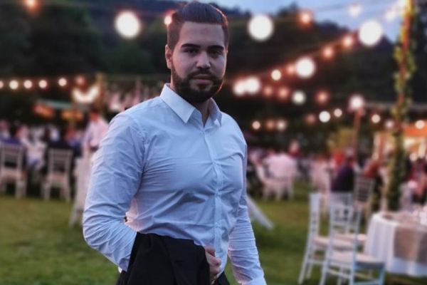 Sosyal Medya Uzmanı Ömer Dönmez: Twitter önlemler alarak Covid-19’a karşı mücadele etti