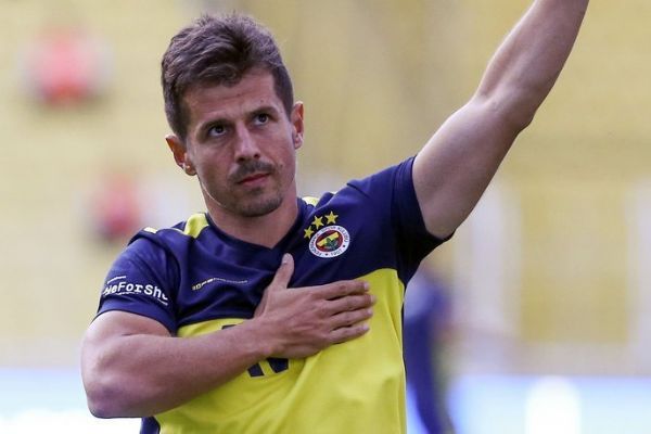 Emre Belözoğlu futbolu bırakıyor mu?