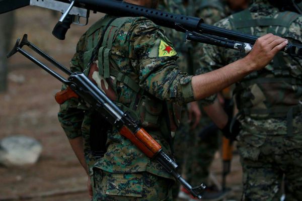 Arap aşiretlerinden açıklama: YPG/PKK bölgenin kaynaklarını sömürüyor