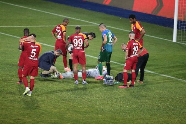 Galatasaray'a şok! Muslera sezonu kapattı mı?