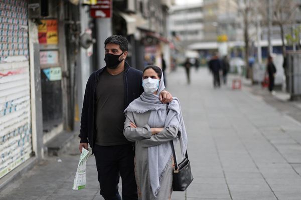 Tahran’da halk, yeniden evlerine çekildi