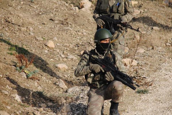 Pençe-Kaplan Operasyonu başladı: Komandolar Haftanin'de