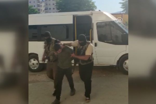 YPG/PKK terör örgütü mensubu 7 zanlı, Suriye'nin Afrin bölgesinde yakalandı
