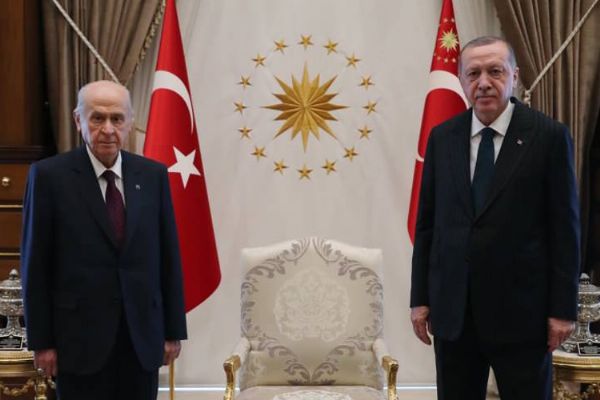 Erdoğan ve Bahçeli görüşmesi başladı