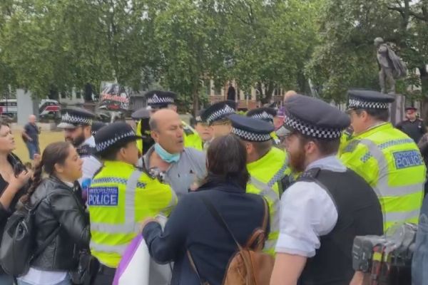 Johnson'ın aracına kaza yaptıran PKK sempatizanı gözaltına alındı