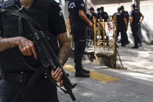 İzmir’de DHKP/C operasyonu: Örgütün 'kasası' M.S.D yakalandı