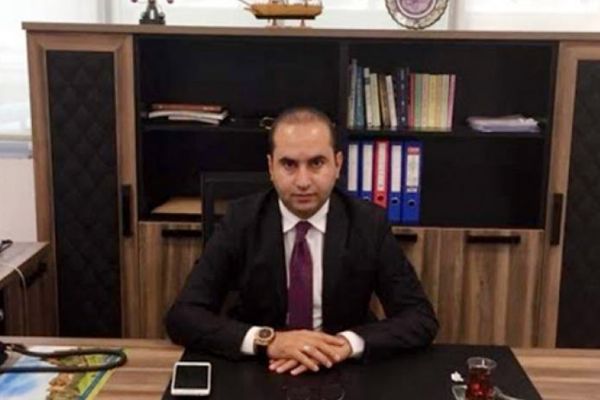 AK Partili Belediye Başkanı'na bıçaklı saldırı