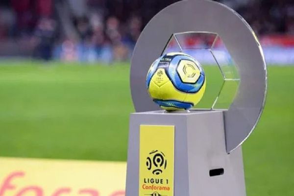 Fransa'daki stadyumlarda ''seyirci yasağı'' kaldırılıyor