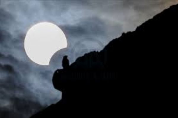 İstanbul'da güneş tutulması