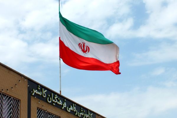 İran’dan net mesaj: ABD ile müzakere kesin olarak yasak