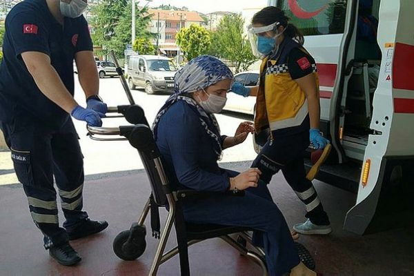 Tartıştığı yengesini, ayağından vurarak yaraladı