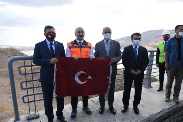 Bakan Karaismailoğlu Batman'da yatırımları inceledi