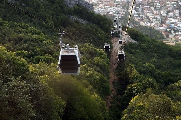 Uludağ'a çıkacaklara uyarı...Teleferik bakıma alındı