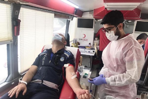 Sincan Zabıtası'ndan Kızılay'a kan bağışı