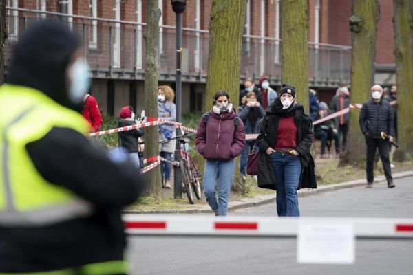 Almanya’dan kritik karar: Vakaların artmasıyla eski önlemlere dönüldü