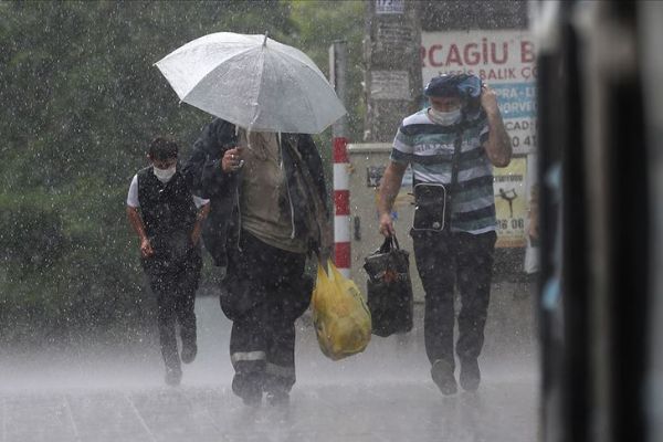 Meteorolojiden Marmara ve Karadeniz için sağanak uyarısı